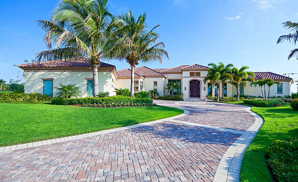 Best Local Driveway Pavers  in Smithers, WV